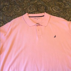 Short sleeve polo style shirt